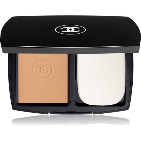 Chanel Ultra Le Teint Refill kompaktowy podkład pudrowy.